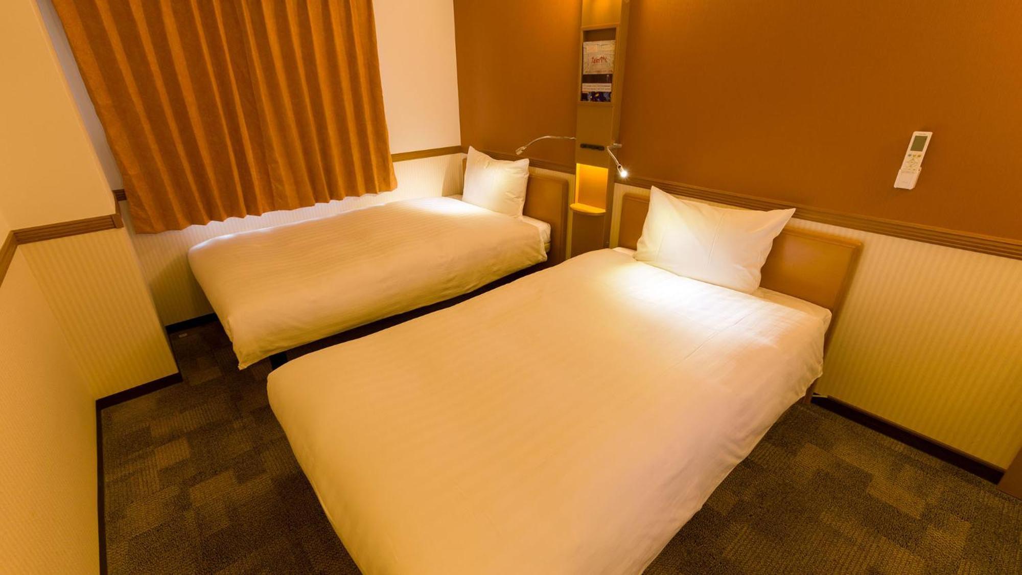 Toyoko Inn Sendai Nishi-Guchi Hirose-Dori Phòng bức ảnh