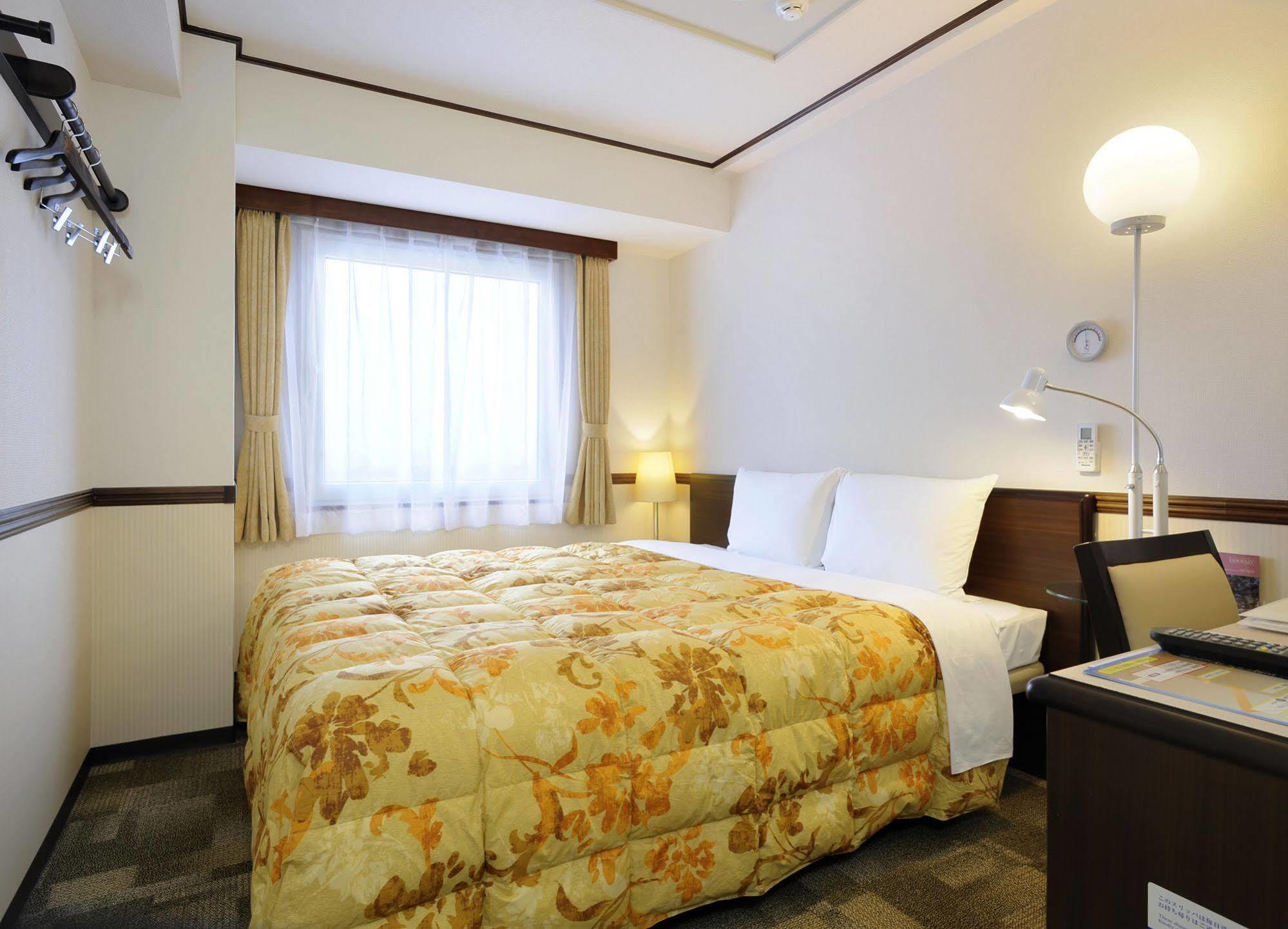 Toyoko Inn Sendai Nishi-Guchi Hirose-Dori Ngoại thất bức ảnh